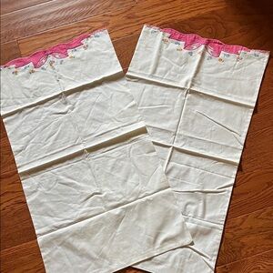 Vintage pr Embroidered appliqué pillow covers slips sham Pink Trim guc